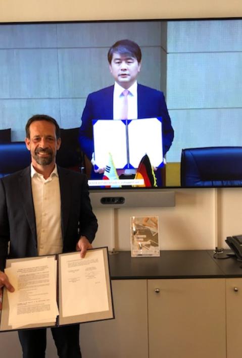 Unterzeichnung der Roadmap für die deutsch-koreanische Energiepartnerschaft